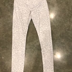 Women’s Jockey Blurred Leopard Print Legggings